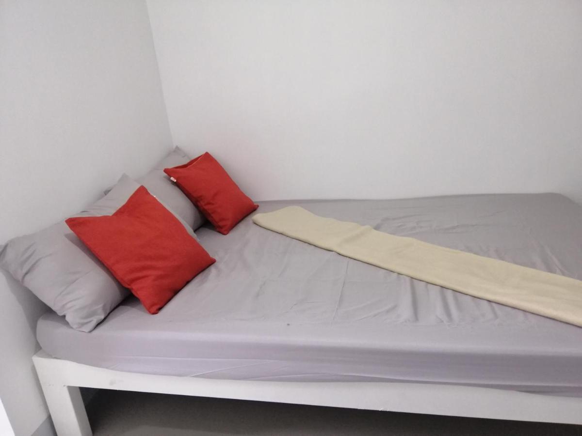 Katrina'S Dorm Hostel Tarlac City Luaran gambar